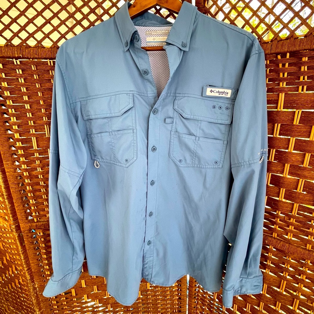 Columbia shirt Small little stains as pictured